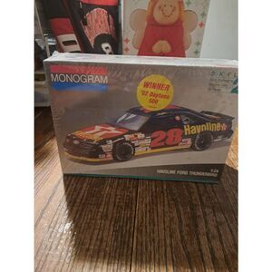 Vintage 1991 Monogram Davy Allison Ford Thunderbird NASCAR Model Race Car Kit
